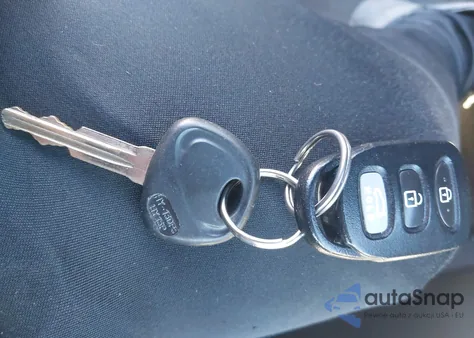 2015 Hyundai Elantra Se из США, поврежденный, VIN 5NPDH4AE8FH595901